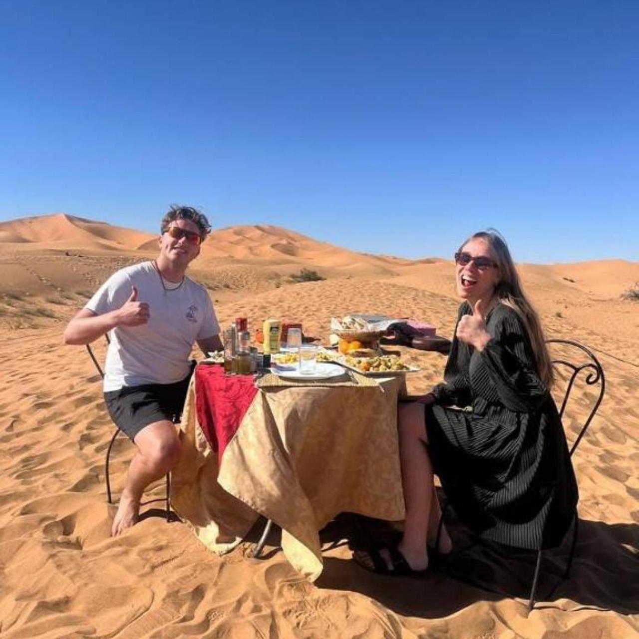 Merzouga Pearl Luxury Camp 外观 照片